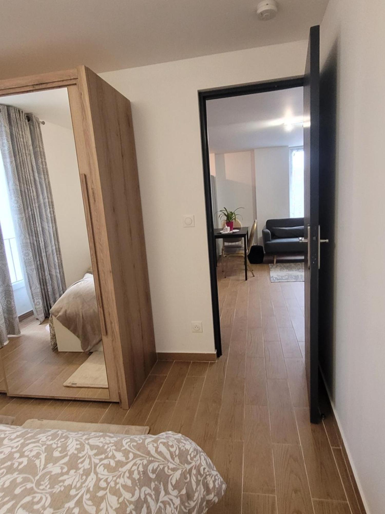 Appartement Entre enghien et paris à Groslay Extérieur photo