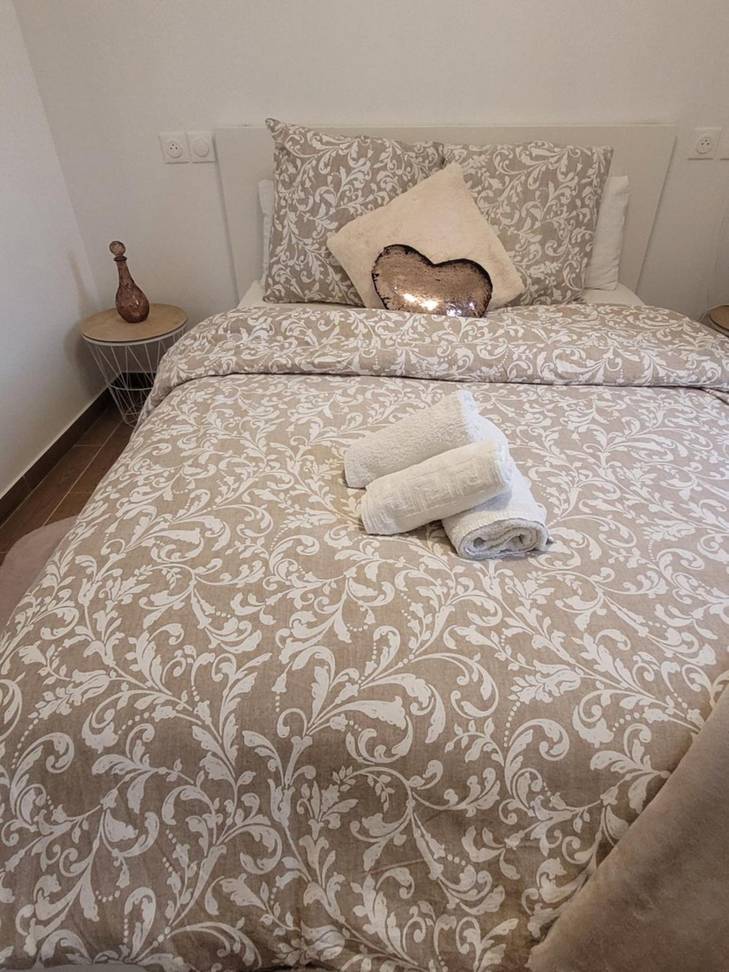 Appartement Entre enghien et paris à Groslay Extérieur photo