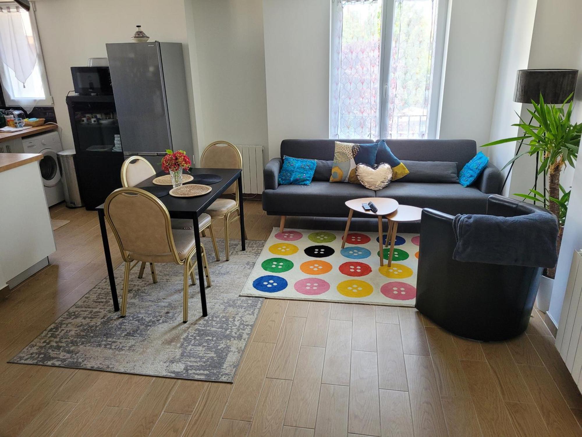 Appartement Entre enghien et paris à Groslay Chambre photo